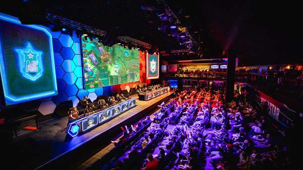 利物浦和纽 利物浦和纽