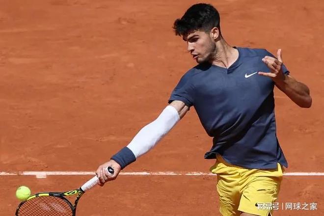 或以慈善家 或以慈善家