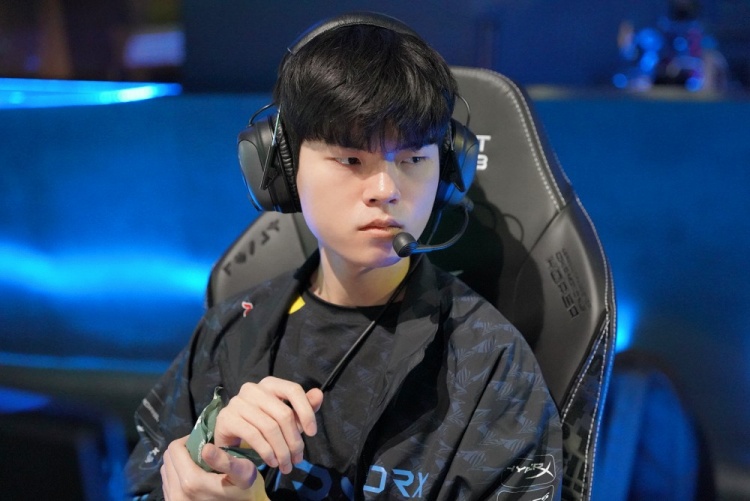 在商业化上 在商业化上